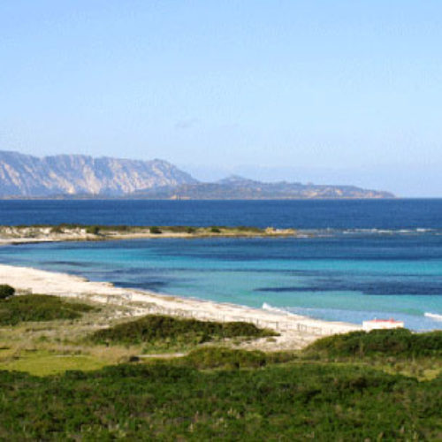 La spiaggia de L'Isuledda a San Teodoro